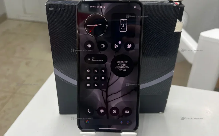 Nothing Phone (1) 8/256 ГБ