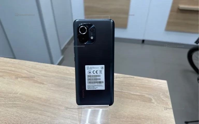 Xiaomi Mi 11 8/256GB