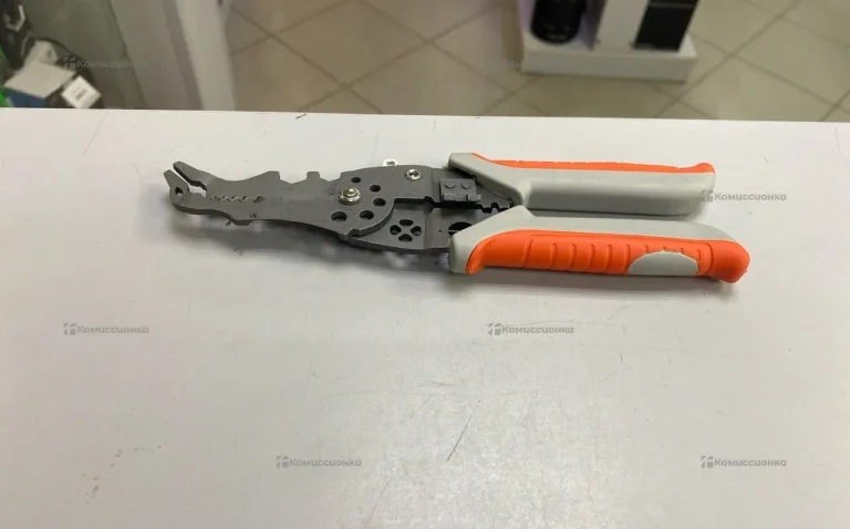 Скриппер оранжевый