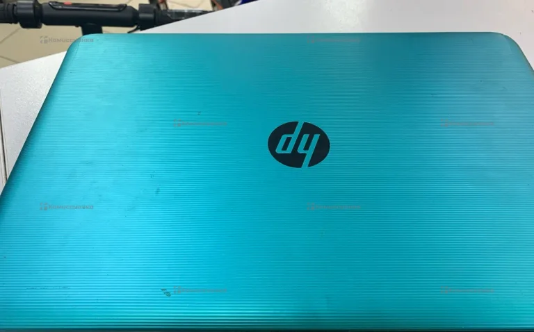 Ноутбук  hp a8 7410 r5