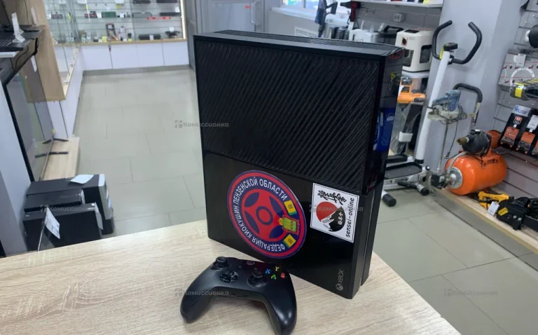 Приставка Xbox One Console