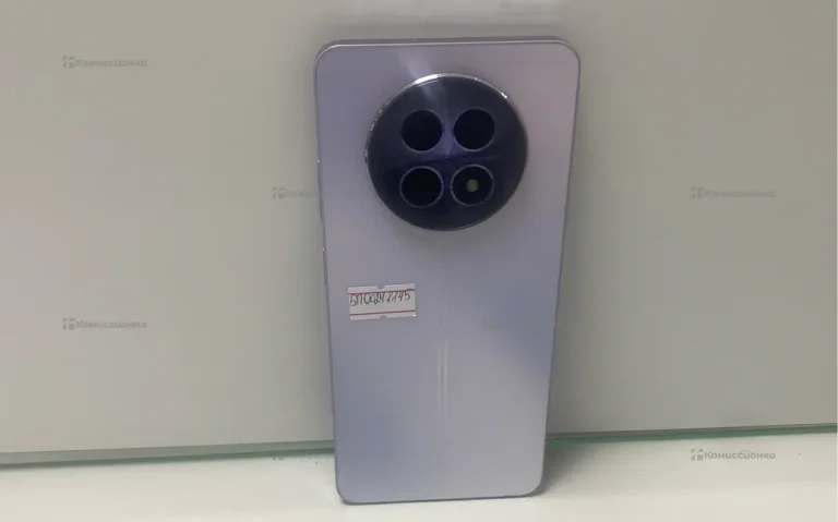 Realme 12 5G 8/256 ГБ RU