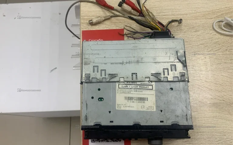 Автомагнитола Clarion cz509ER