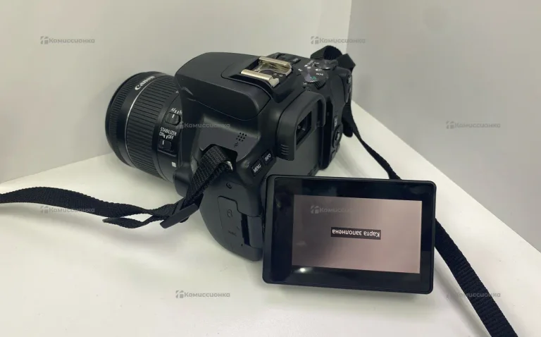 Фотоаппарат  canon EOS 250D