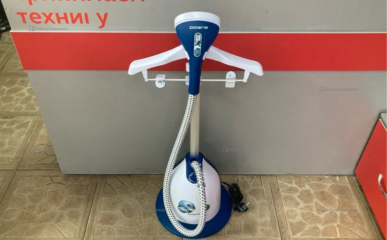 Вертикальный отпариватель Polaris PGS 2230VA