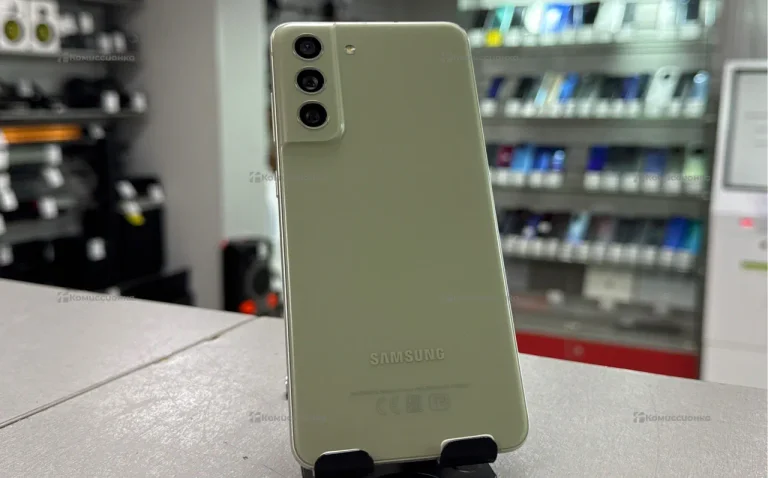 Samsung Galaxy S21 FE 6/128 ГБ