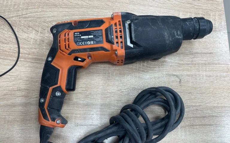 Перфоратор AEG KH 24 IE