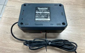 Зарядное устройство Makita DC18WA U