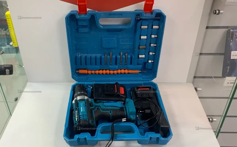 Шуруповерт Makita (реплика)