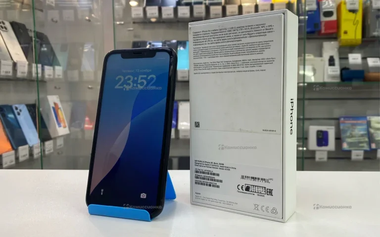 Apple iPhone XR 3/64 ГБ