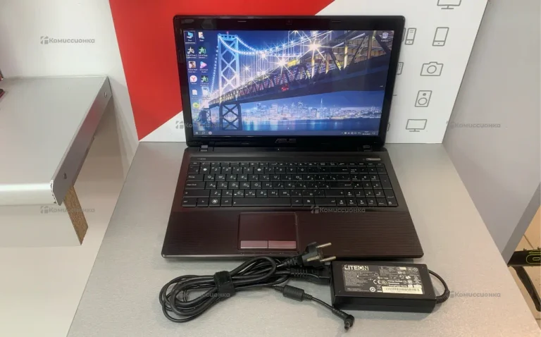 Ноутбук  ASUs