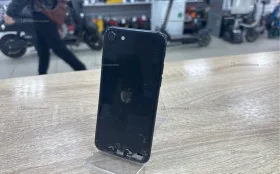 Apple iPhone SE (2020) 3/64 ГБ