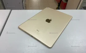 Планшет Apple iPad Air 16Gb Wi-Fi