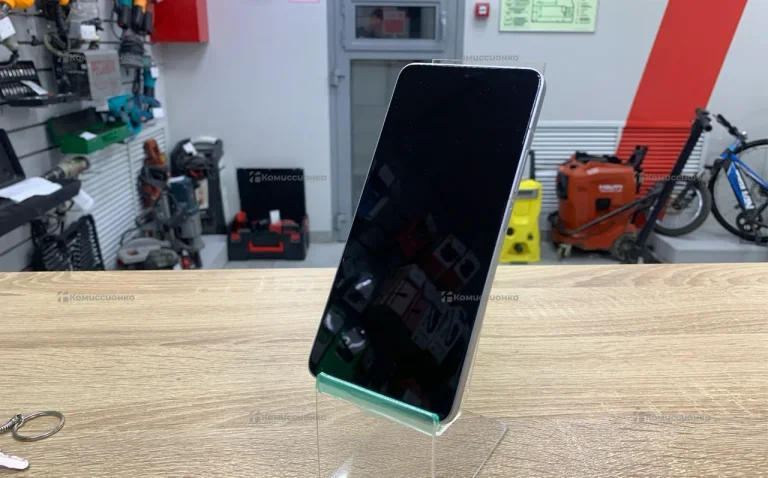 Xiaomi Poco F6 Pro 12/256Gb