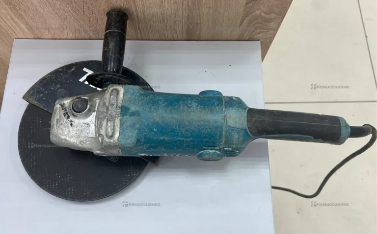 УШМ makita GA9050