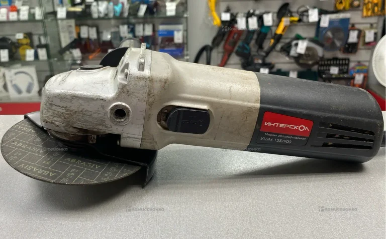 УШМ Интерскол УШМ-125/900 42.1.0.00