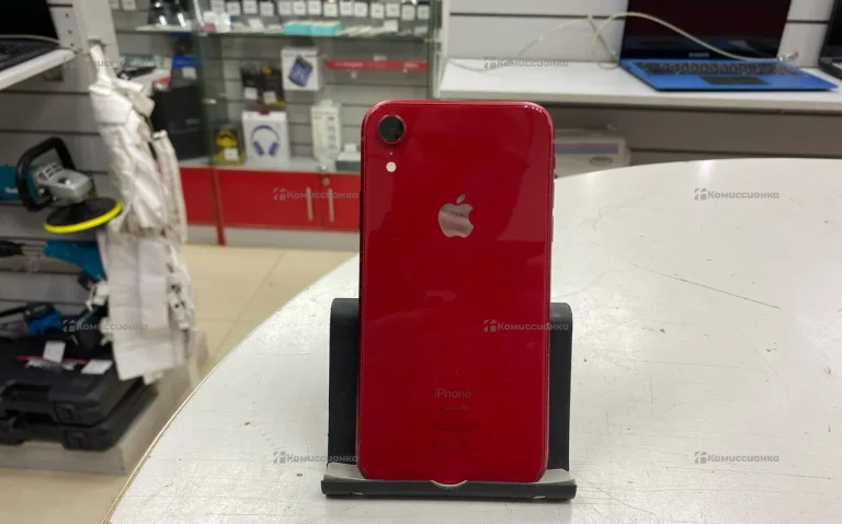 Apple iPhone XR 3/64 ГБ