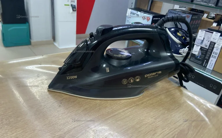 Утюг Polaris PIR 2280k