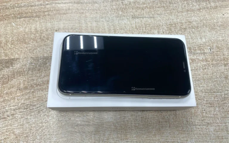 Apple iPhone 11 4/128 ГБ