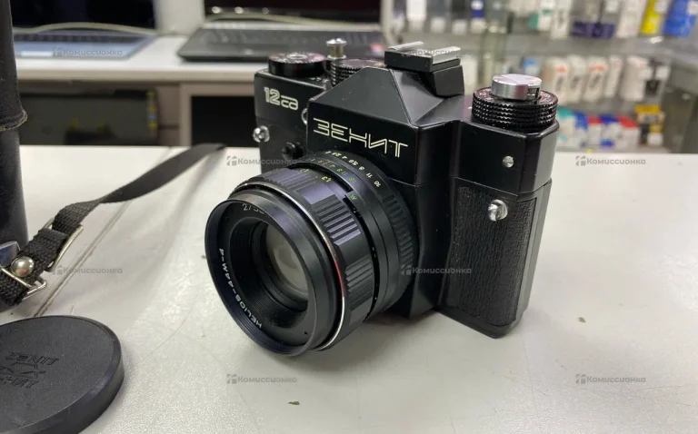 Фотоаппарат  Зенит 12сд