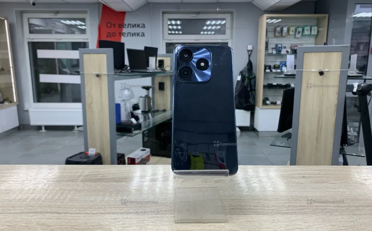 Tecno Spark 10C 4/64 ГБ