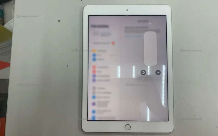 Планшет Apple iPad 6 gen 32GB