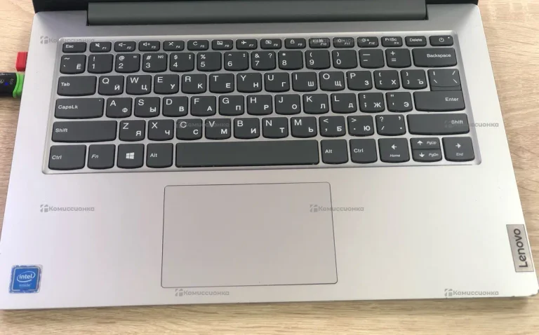 Ноутбук Lenovo