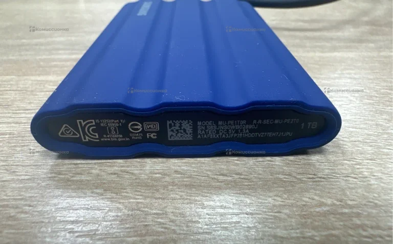 Внешний SSD Samsung Portable T7 Shield 1Tb