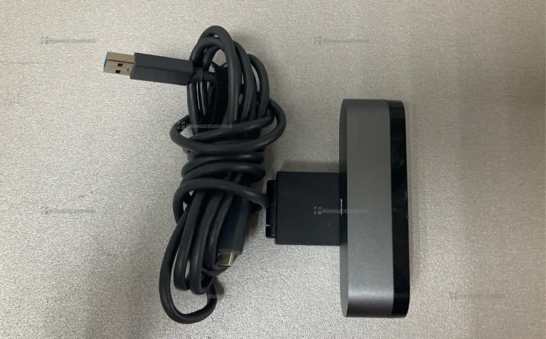 Веб камера Logitech Brio