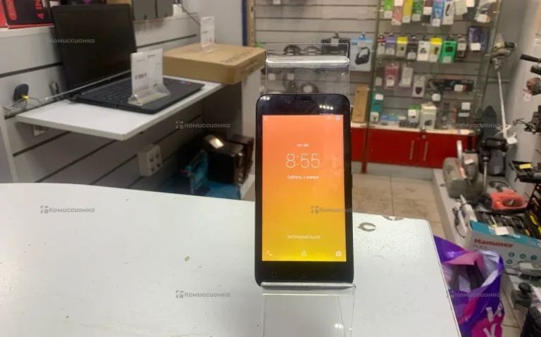 Lenovo A2010 1/8 ГБ