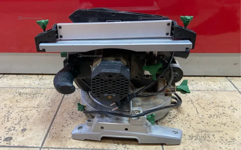 Торцовочная пила ZTL1200/210C