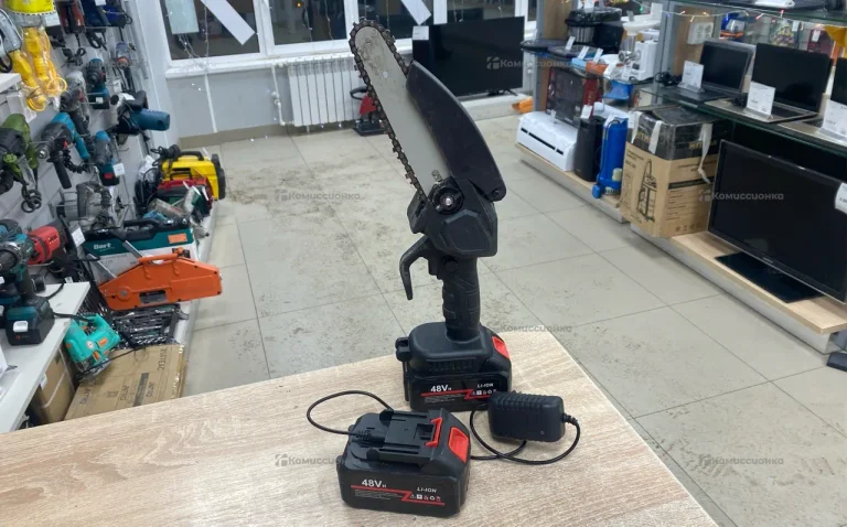 Аккумуляторная цепная пила 48V