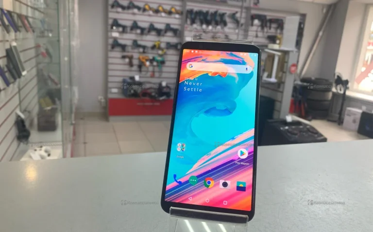 OnePlus 5T 8/128 ГБ