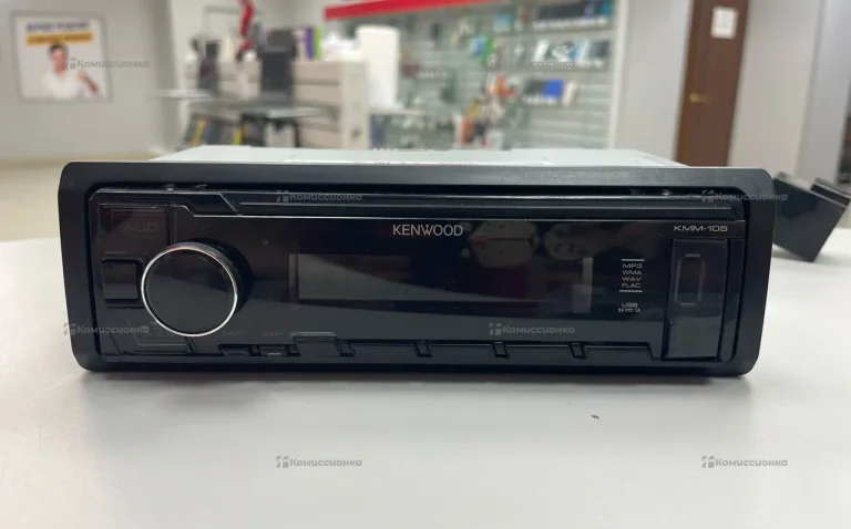 Автомагнитола  Kenwood kmm-105