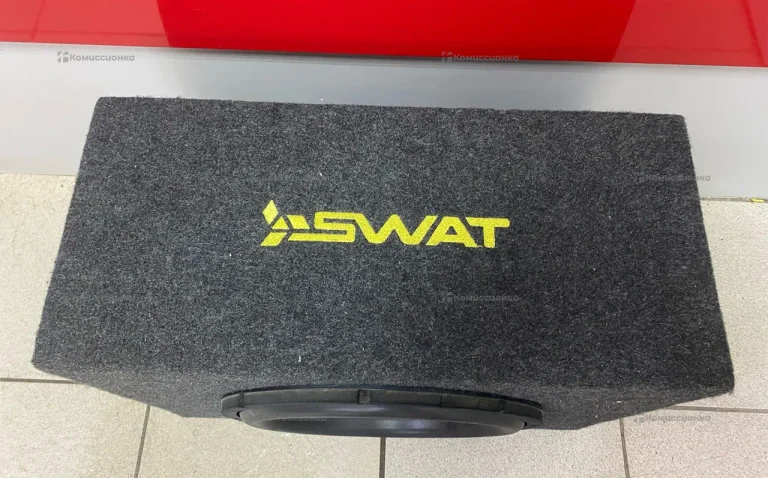 Сабвуфер  активный Swat mas 12