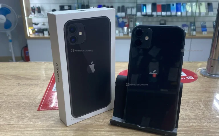 Apple iPhone 11 4/64 ГБ