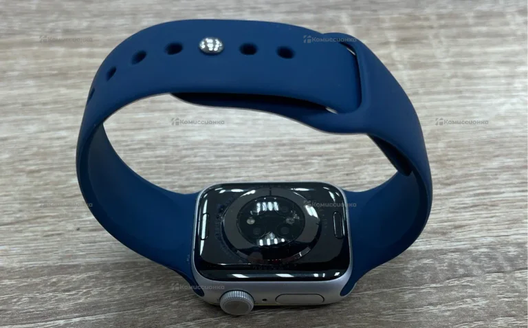 Часы  Apple Watch 6