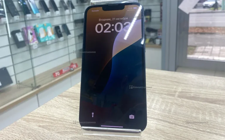 Apple iPhone 13 4/128 ГБ