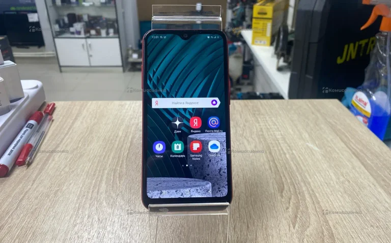 Samsung Galaxy A01 2/16 ГБ