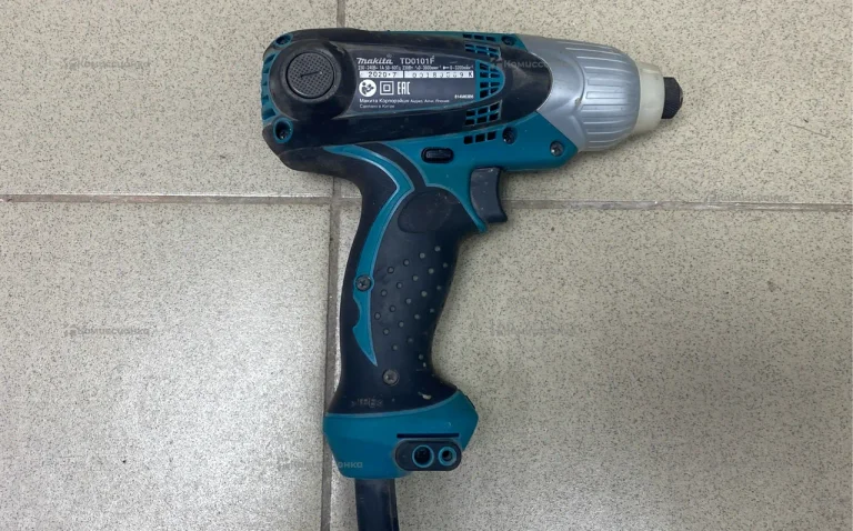 Ударный шуруповерт Makita TD0101F