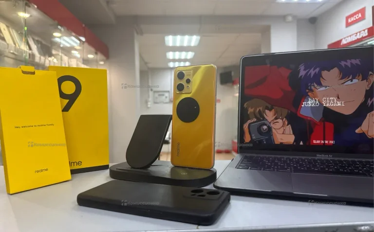 Realme 9 6/128 ГБ