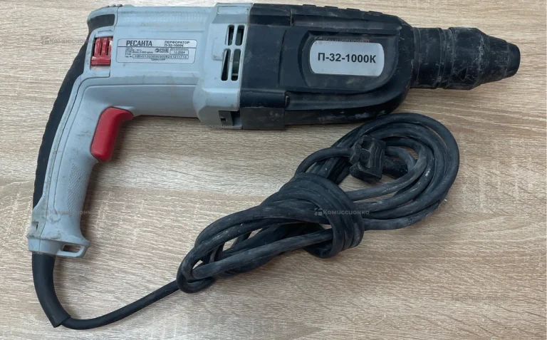 Перфоратор Ресанта П-32-1000К
