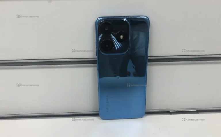 Tecno Spark 10C 4/64 ГБ