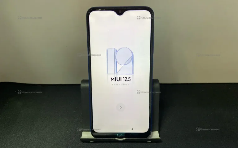 Xiaomi Redmi 8 4/64 ГБ