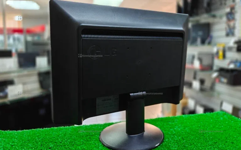 Монитор LG Flatron W1934S
