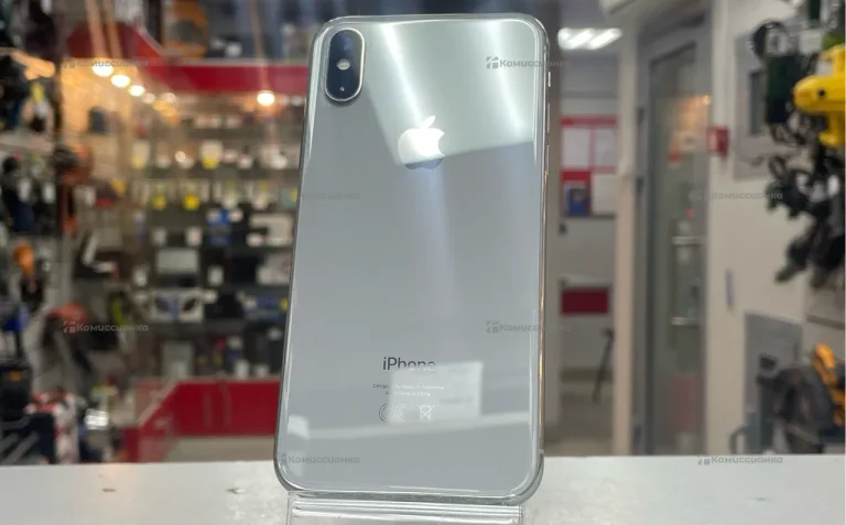 Apple iPhone X 3/64 ГБ