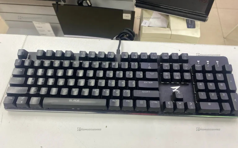 Клавиатура  zet blade