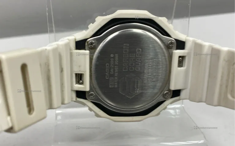 Часы  Casio Gshock GA-2100