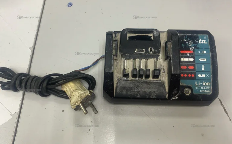 Зарядное устройство Makita DC18WA U