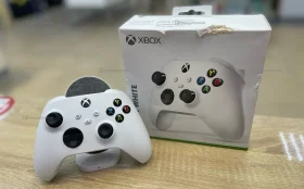 Купить Геймпад Xbox Series X/S б/у , в Самара Цена:3500рублей